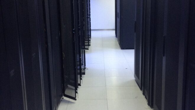 Expert Network Slowdowns in Offices
